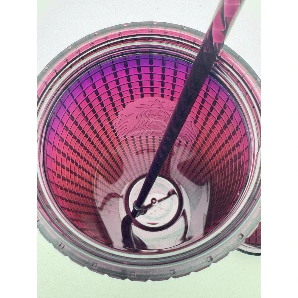 Starbucks Grid Disco 24 oz Venti Cold Cup – Burgundy Berry-Plum NWT